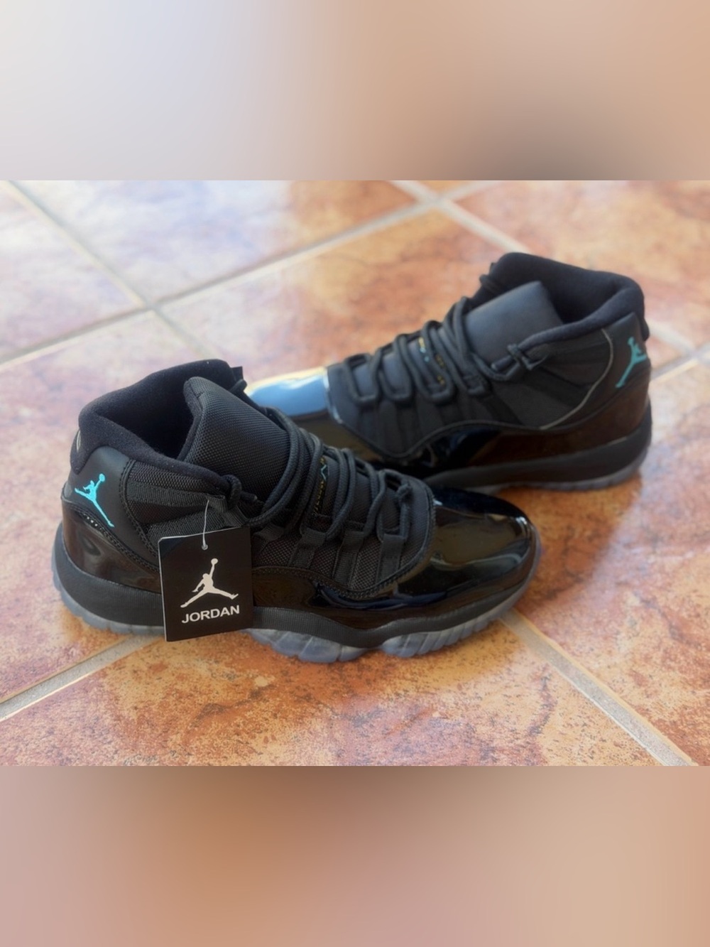 Size 8.5 Men’s And Women’s 10 - Jordan Retro 11 Gamma Blue 2025